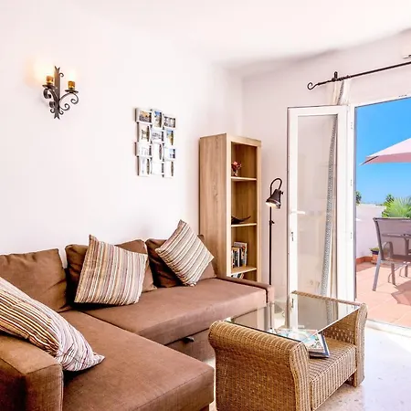 Palmas 17b Oasis Apartment Nerja