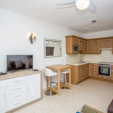 Palmas 17b Oasis Nerja